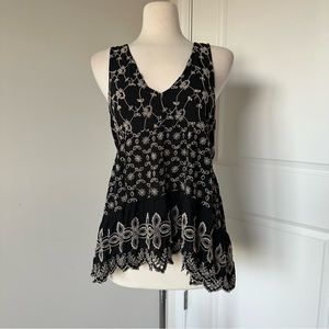 American Eagle Outfitters Black Neutral Eyelet Top Blouse size M